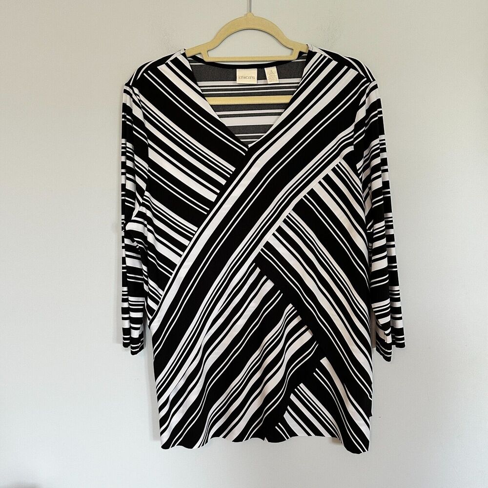 Chicos Tunic Top Womens XL Petite Black Slinky Knit Diagonal Striped Tiered